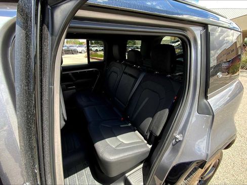 Used 2024 Land Rover Defender 110 X image 20