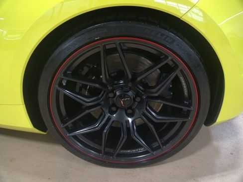 Used 2024 Chevrolet Corvette Z06 image 33