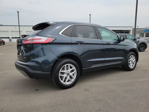 Used 2023 Ford Edge SEL w/ Convenience Package AWD/4WD image 4