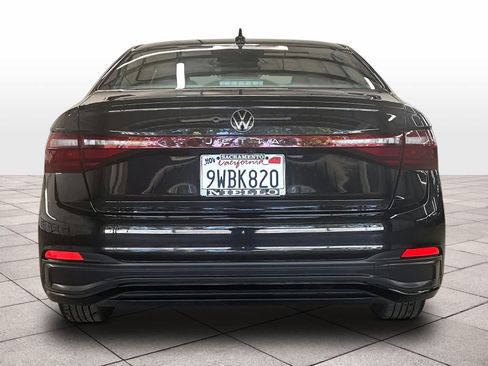 Used 2026 Volkswagen Jetta Sport FWD image 8