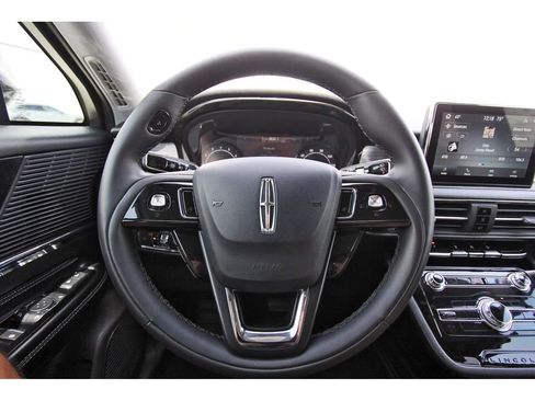 Used 2022 Lincoln Corsair FWD image 14