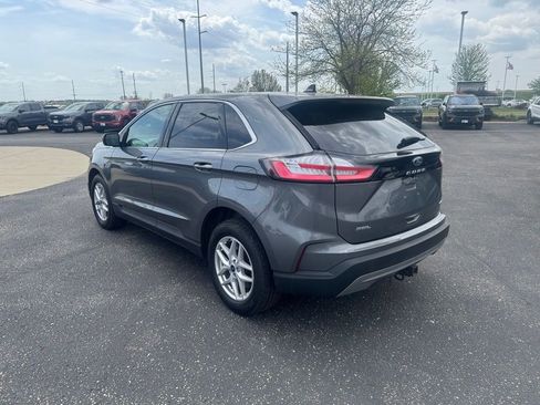 Used 2024 Ford Edge SEL w/ Convenience Package AWD/4WD image 3