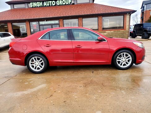 Used 2014 Chevrolet Malibu LT image 4