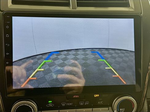 Used 2014 Toyota Camry SE image 22