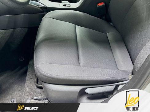 Used 2024 Toyota Corolla LE FWD image 21