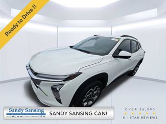 Used 2025 Chevrolet Trax LT FWD video 1