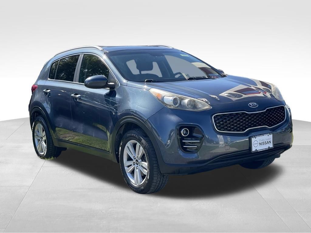 Used 2017 Kia Sportage LX w/ LX Popular Package AWD/4WD image 3