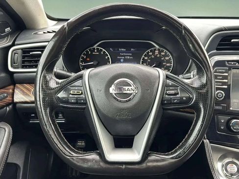 Used 2017 Nissan Maxima Platinum image 40