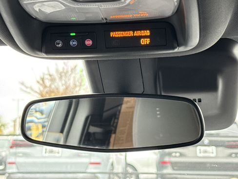 Certified 2022 Chevrolet TrailBlazer RS w/ Driver Confidence Package image 26