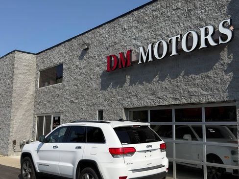 Used 2015 Jeep Grand Cherokee Limited AWD/4WD image 7