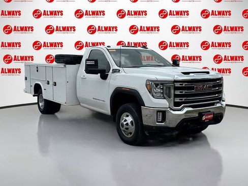 Used 2022 GMC Sierra 3500 SLE w/ SLE Convenience Package AWD/4WD image 3