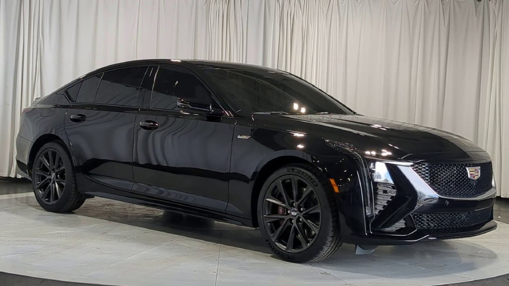 Used 2025 Cadillac CT5 V w/ Technology Package AWD/4WD image 2
