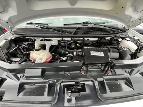 Used 2018 GMC Savana 2500 Extended RWD image 26