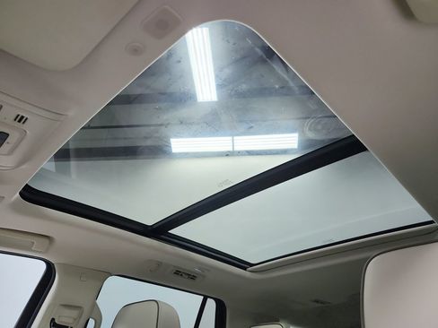 Used 2023 GMC Yukon Denali w/ LPO, Floor Liner Package RWD image 13