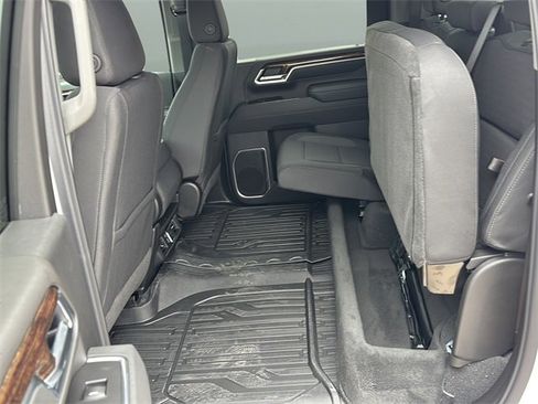 New 2026 GMC Sierra 2500 SLE w/ SLE Value Package; image 32