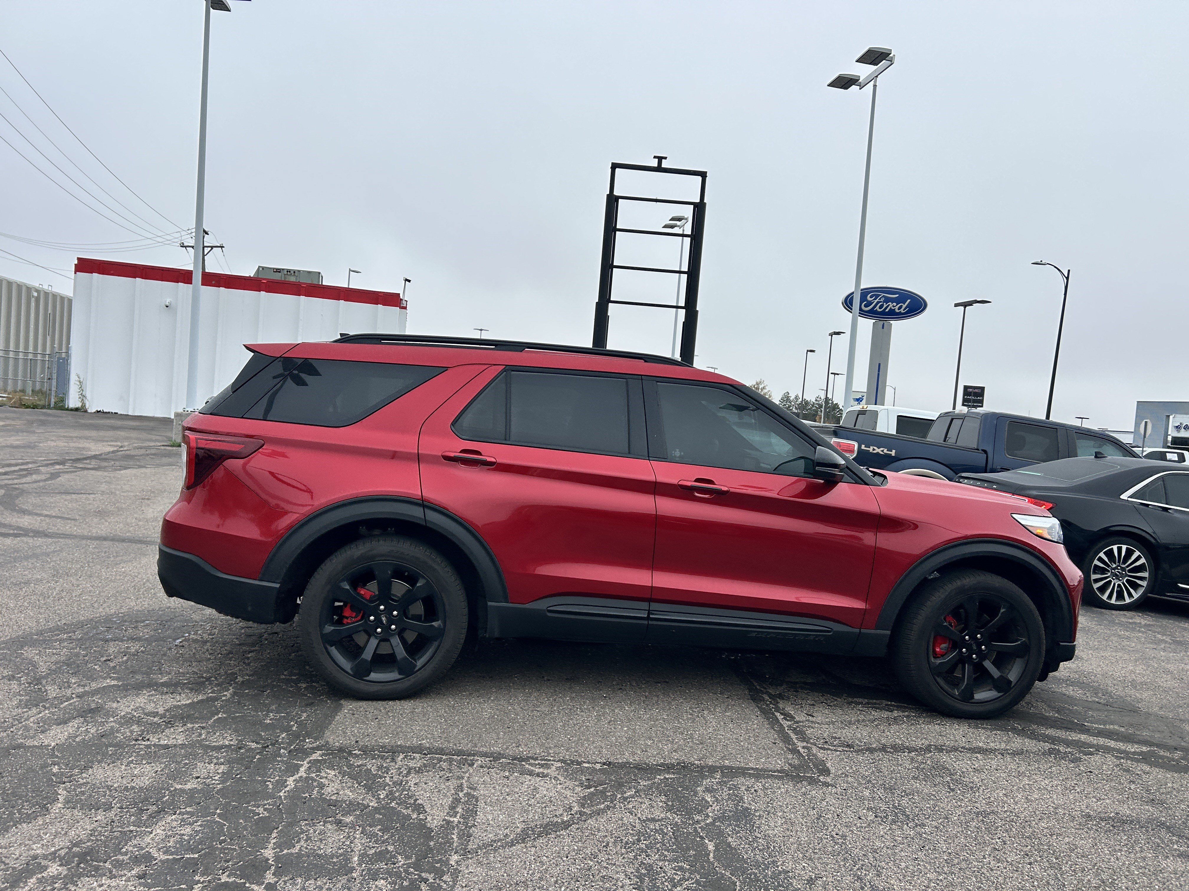 Used 2023 Ford Explorer ST w/ Equipment Group 401A AWD/4WD image 6