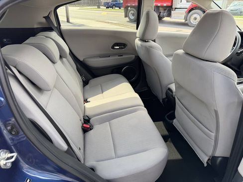 Used 2017 Honda HR-V EX image 16