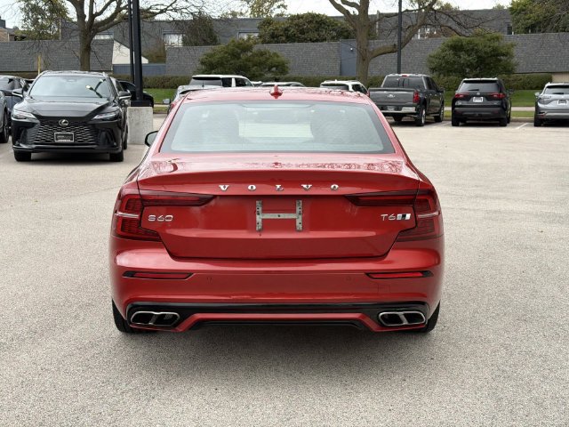 Used 2019 Volvo S60 T6 R-Design AWD/4WD image 6