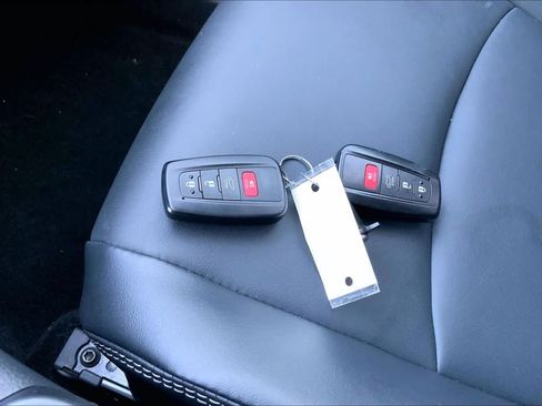 Used 2024 Toyota RAV4 XLE Premium FWD image 24
