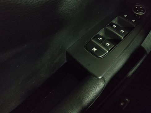 Used 2019 Kia Forte LXS FWD image 27
