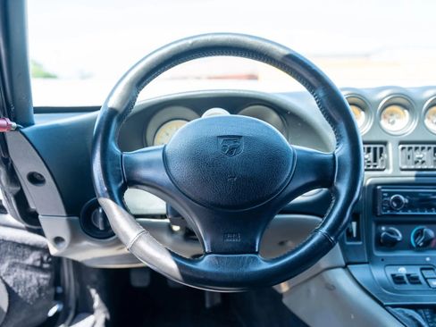 Used 1999 Dodge Viper GTS image 12