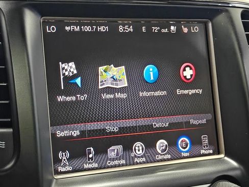 Used 2015 Jeep Grand Cherokee Overland w/ Advanced Technology Group AWD/4WD image 32