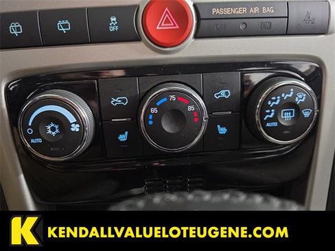 Used 2013 Chevrolet Captiva Sport LTZ image 14