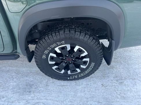 Used 2023 Nissan Frontier PRO-4X w/ Pro Convenience Package AWD/4WD image 16