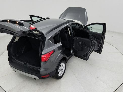 Used 2019 Ford Escape SEL image 23