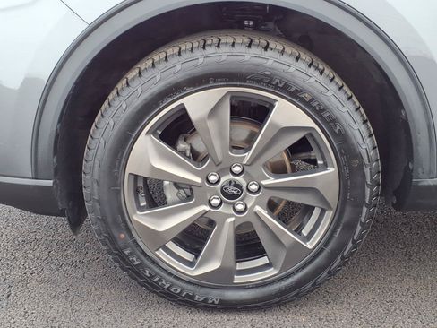 Certified 2024 Ford Escape Platinum AWD/4WD image 7