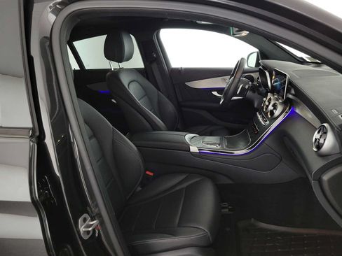 Used 2022 Mercedes-Benz GLC 300 4MATIC Coupe image 10