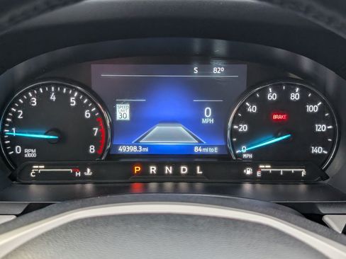 Used 2023 Ford Explorer XLT w/ Equipment Group 202A AWD/4WD image 28