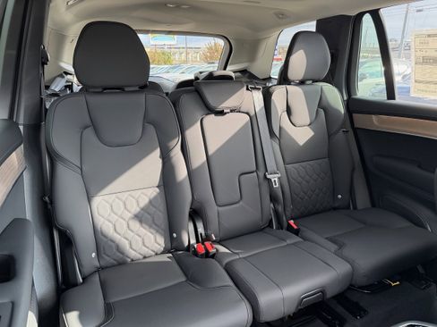 New 2026 Volvo XC90 B6 Plus w/ Protection Package Premier image 10