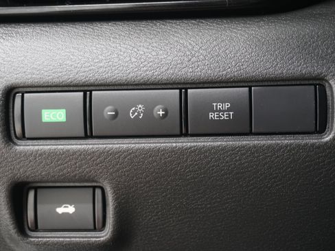 Used 2022 Nissan Sentra SV w/ Trunk Package FWD image 20