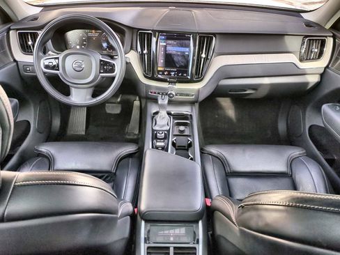 Used 2021 Volvo XC60 T5 Inscription image 15