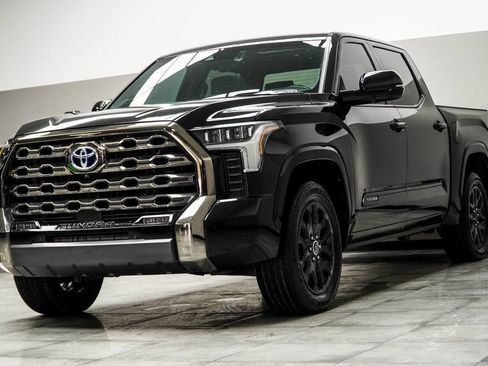 Used 2023 Toyota Tundra Platinum RWD image 8