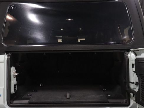 Used 2024 Jeep Wrangler Unlimited AWD/4WD image 18
