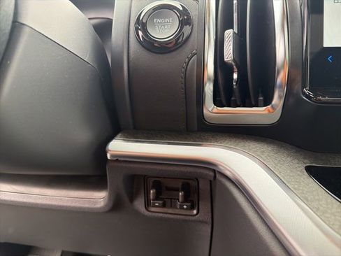 New 2026 Ford Expedition Tremor image 25