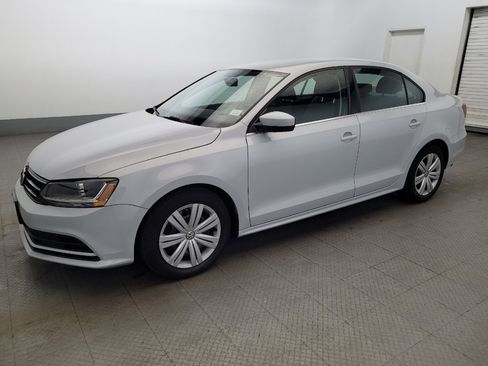 Used 2017 Volkswagen Jetta S FWD image 2