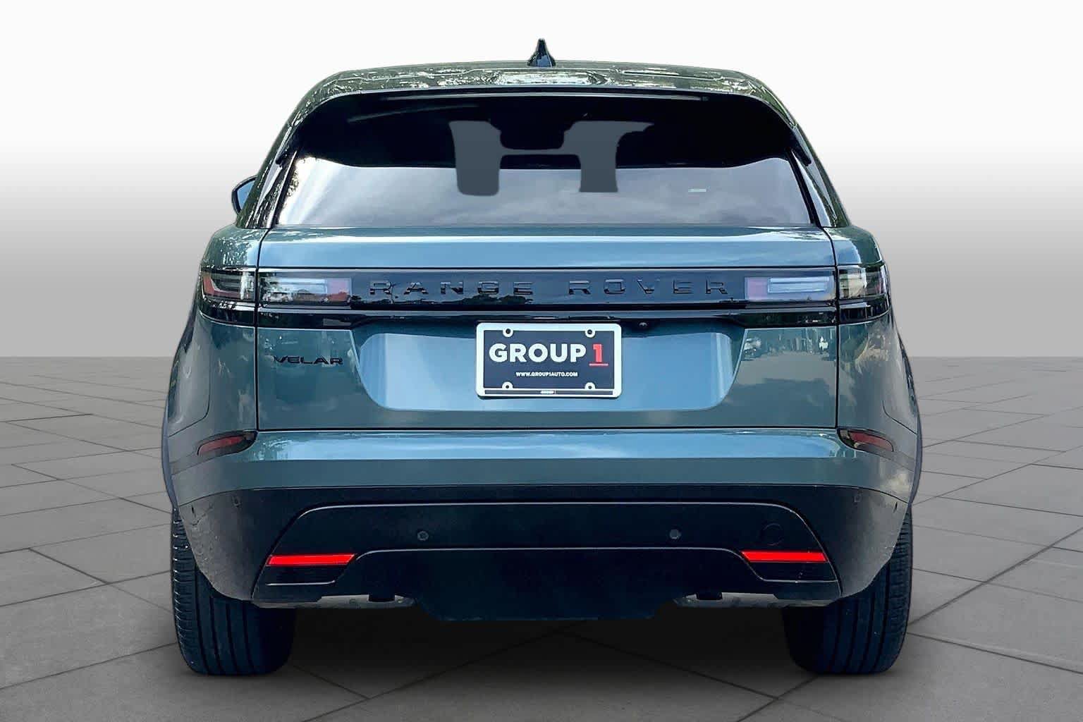Used 2026 Land Rover Range Rover Velar Dynamic SE AWD/4WD image 4