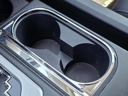 Used 2018 Toyota Tundra SR5 image 34