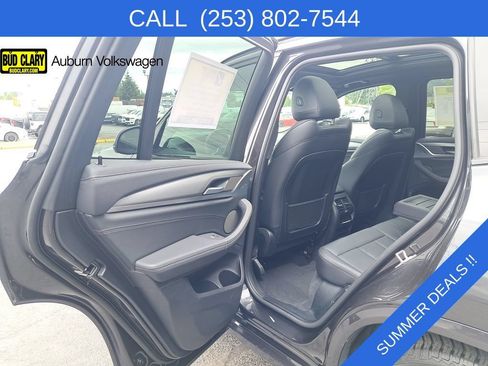 Used 2021 BMW X3 xDrive30e w/ Executive Package AWD/4WD image 23