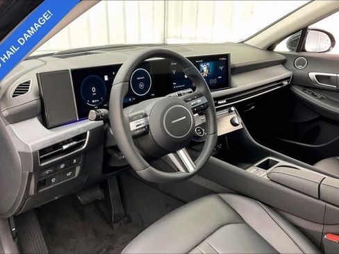 Used 2025 Hyundai Sonata Limited FWD image 8