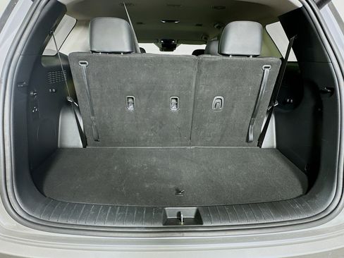 Used 2025 Hyundai Palisade SEL image 30