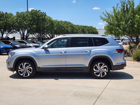 Used 2023 Volkswagen Atlas SEL AWD/4WD image 12