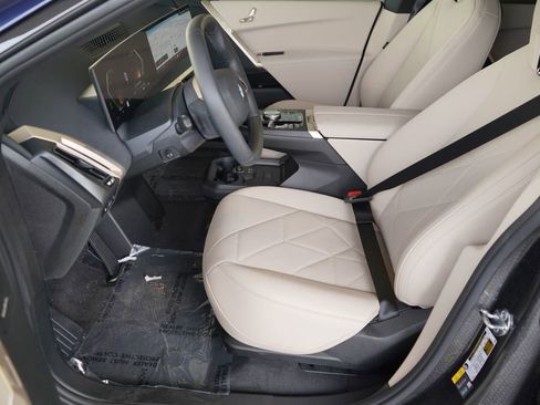 New 2026 BMW iX xDrive45 w/ Premium Package image 10