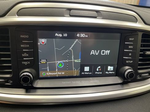 Used 2019 Kia Sorento SX w/ SX Touring Package AWD/4WD image 23