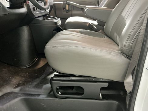 New 2025 Chevrolet Express 2500 w/ Driver Convenience Package image 22