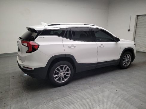 Used 2022 GMC Terrain SLT w/ Infotainment Package II AWD/4WD image 10