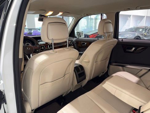 Used 2015 Mercedes-Benz GLK 350 2WD image 10